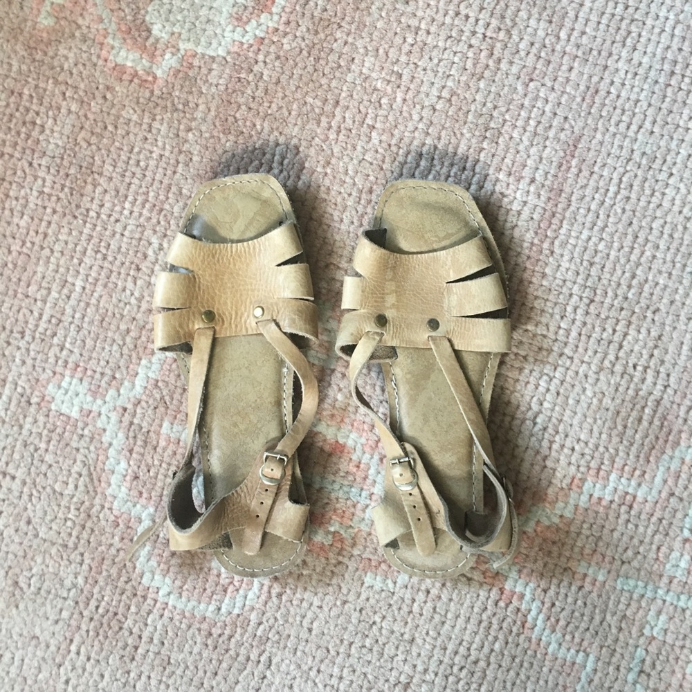 Leather sandals